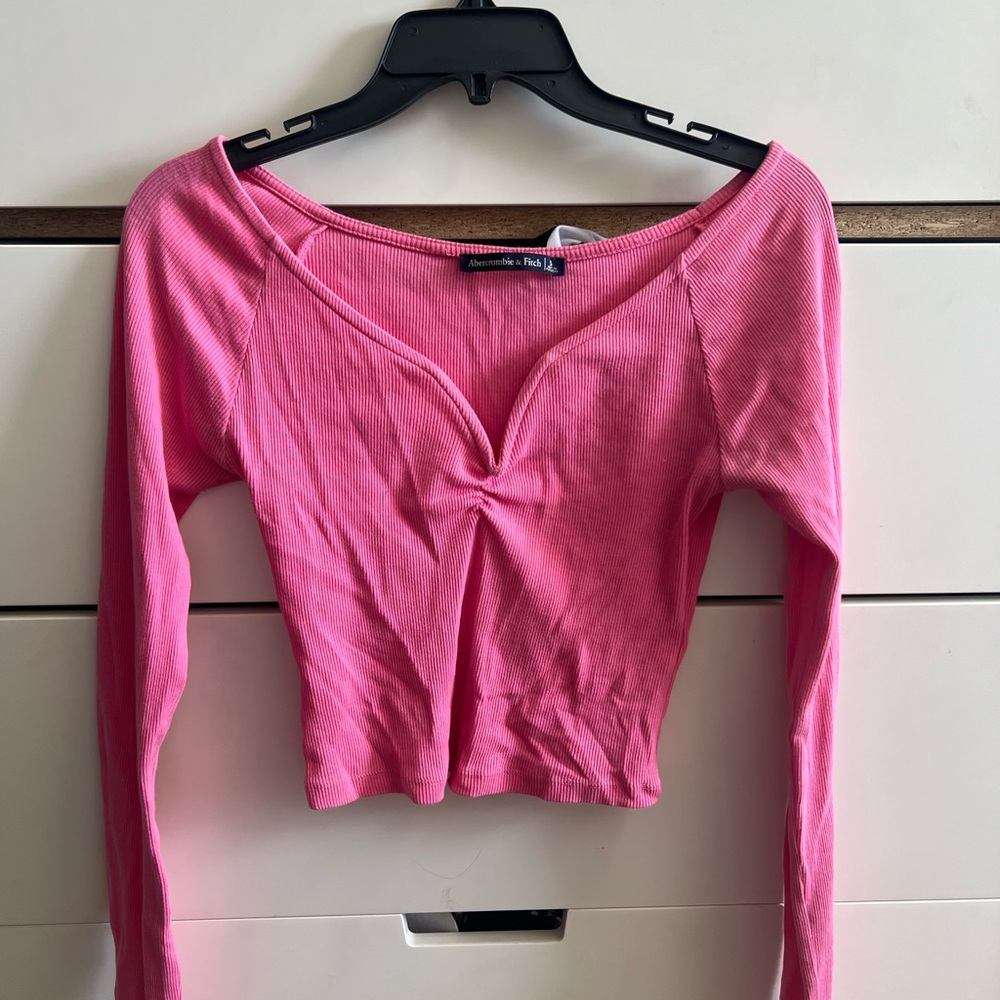 Abercrombie & Fitch Fuchsia Long Sleeve Top